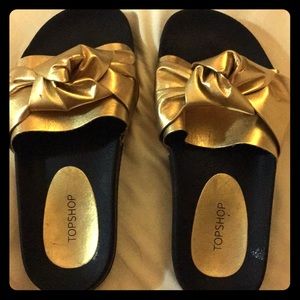 👻SOLD👻 Topshop Hoopla Knot Slides